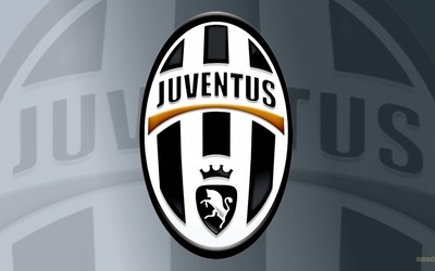 华体会电竞快讯-布伦南约翰逊绝杀后指天感恩